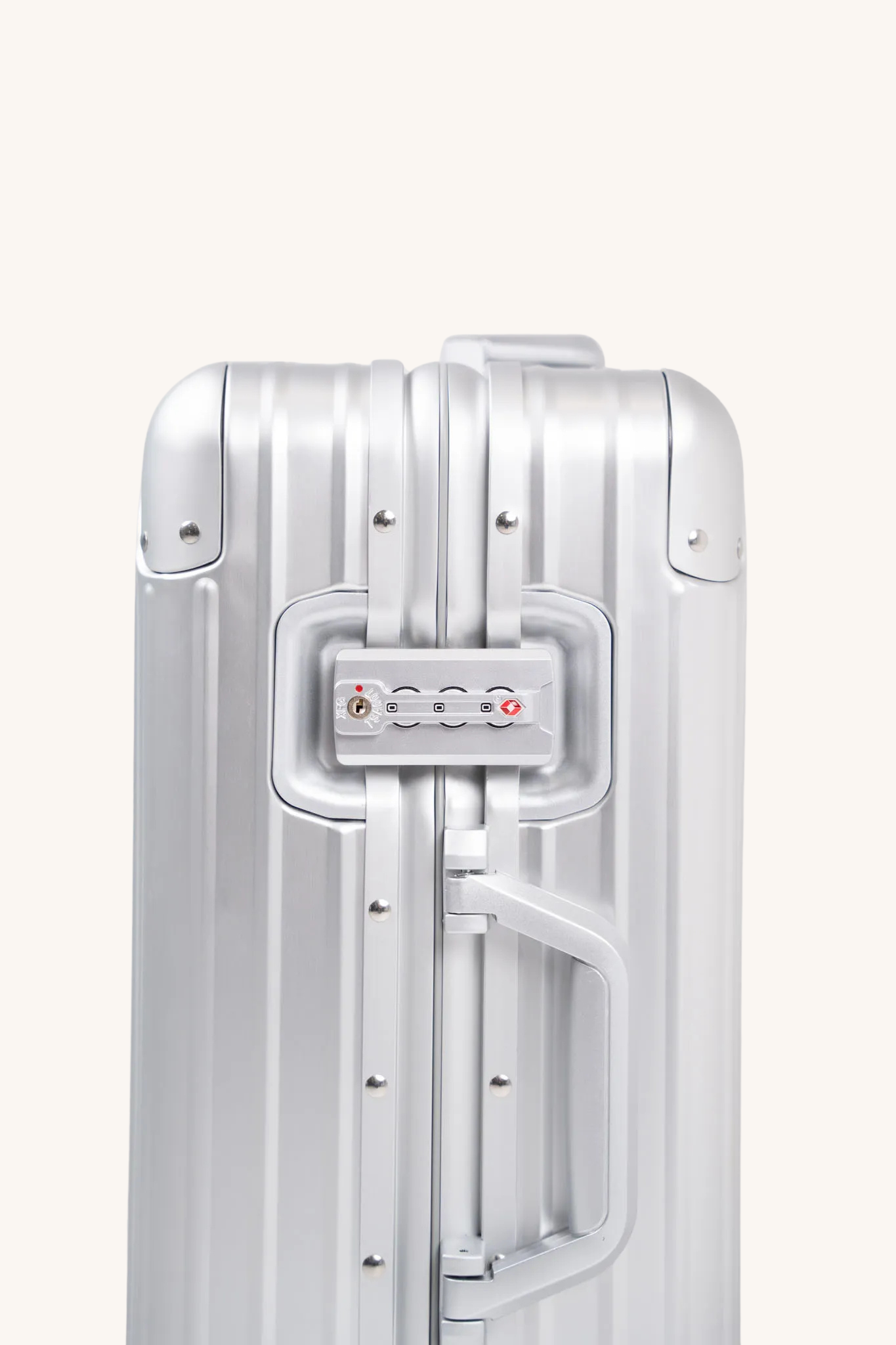 Aluminum Carry-On Plus